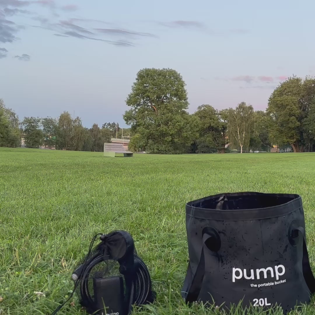 Portabel dusch montering av dusch användning av dusch och portabel hink, video.